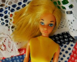 8587 cda yellow face